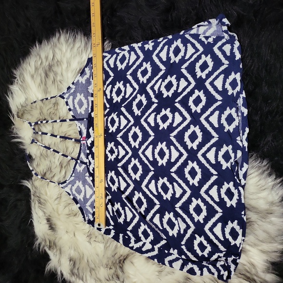 WOMENS OUTFIT  ANA SHORTS W/LACE PRINT S- 12  BL/WH NO BOUNDARIES TANK L 11-13 J - Picture 5 of 9